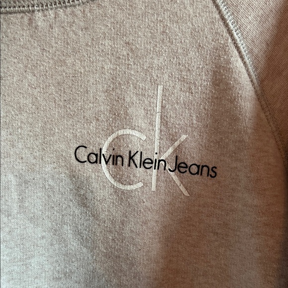 Calvin Klein Jeans Men's Light Heather Gray Funnel Neck Pullover - Picture 2 of 5